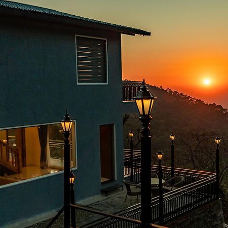 Stayvista At Sunset Springs With Pool & Views Nainital Luaran gambar