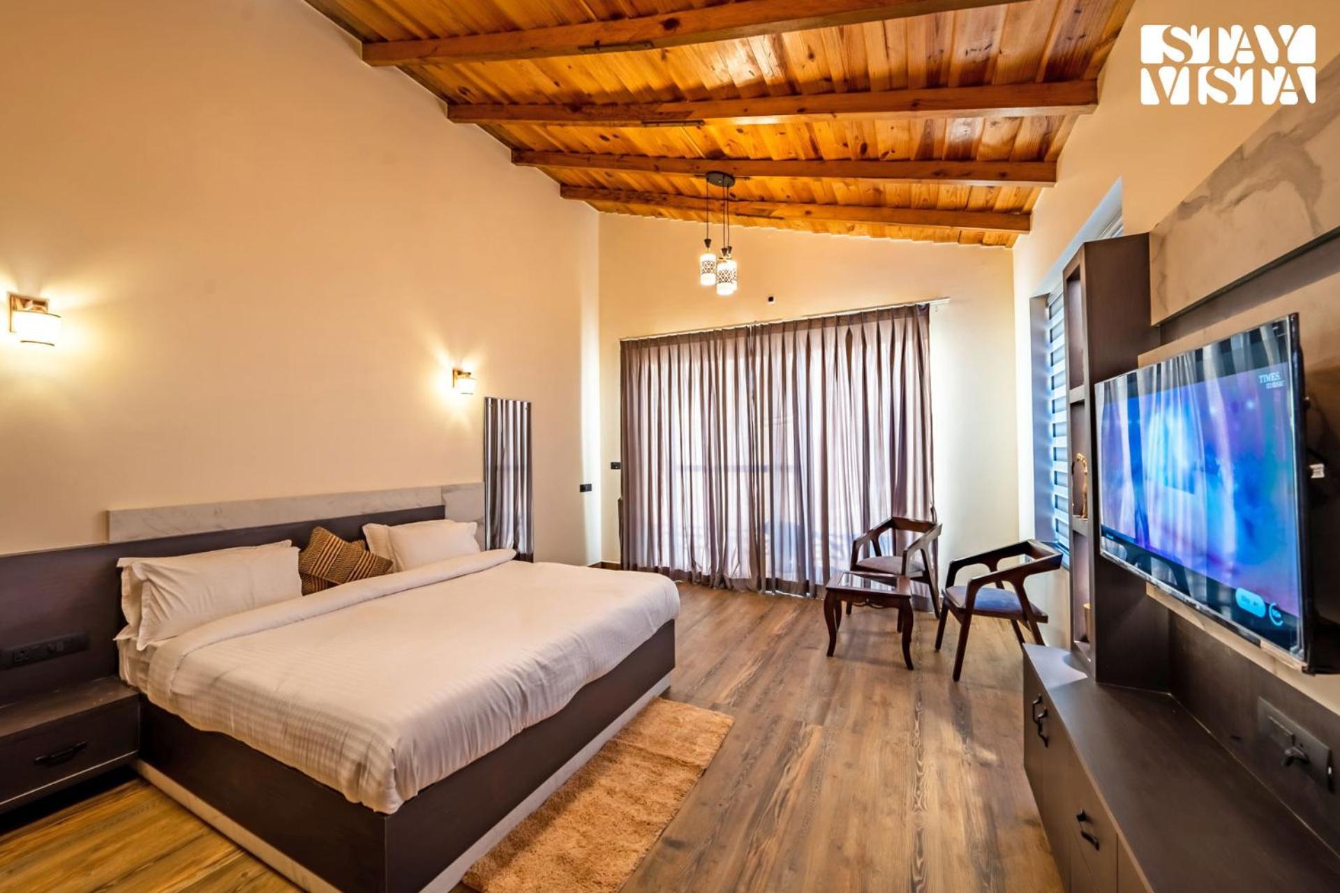 Stayvista At Sunset Springs With Pool & Views Nainital Luaran gambar